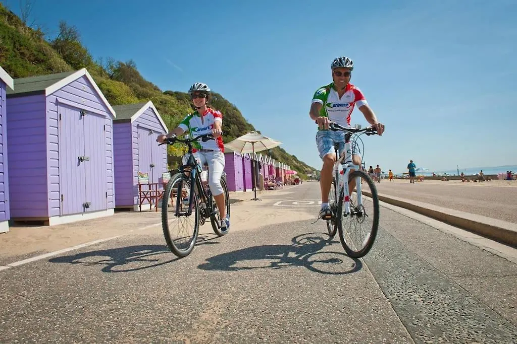 Bournecoast - Ground Floor Apartment Close To Sandy Beaches With Patio - Fm660 Bournemouth