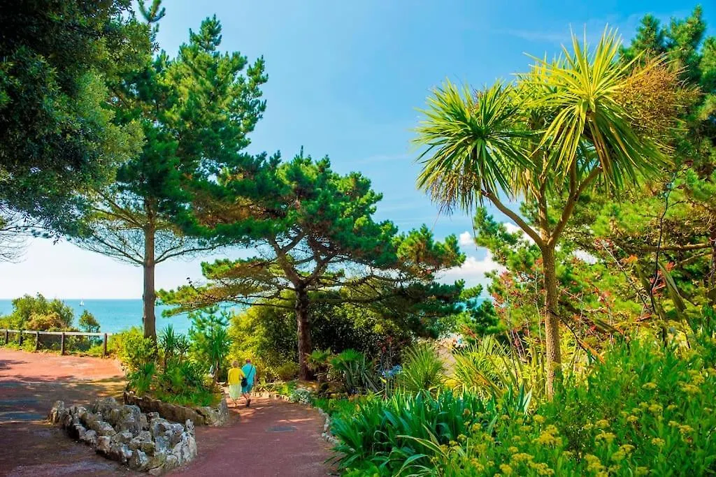 Bournecoast - Ground Floor Apartment Close To Sandy Beaches With Patio - Fm660 Bournemouth United Kingdom